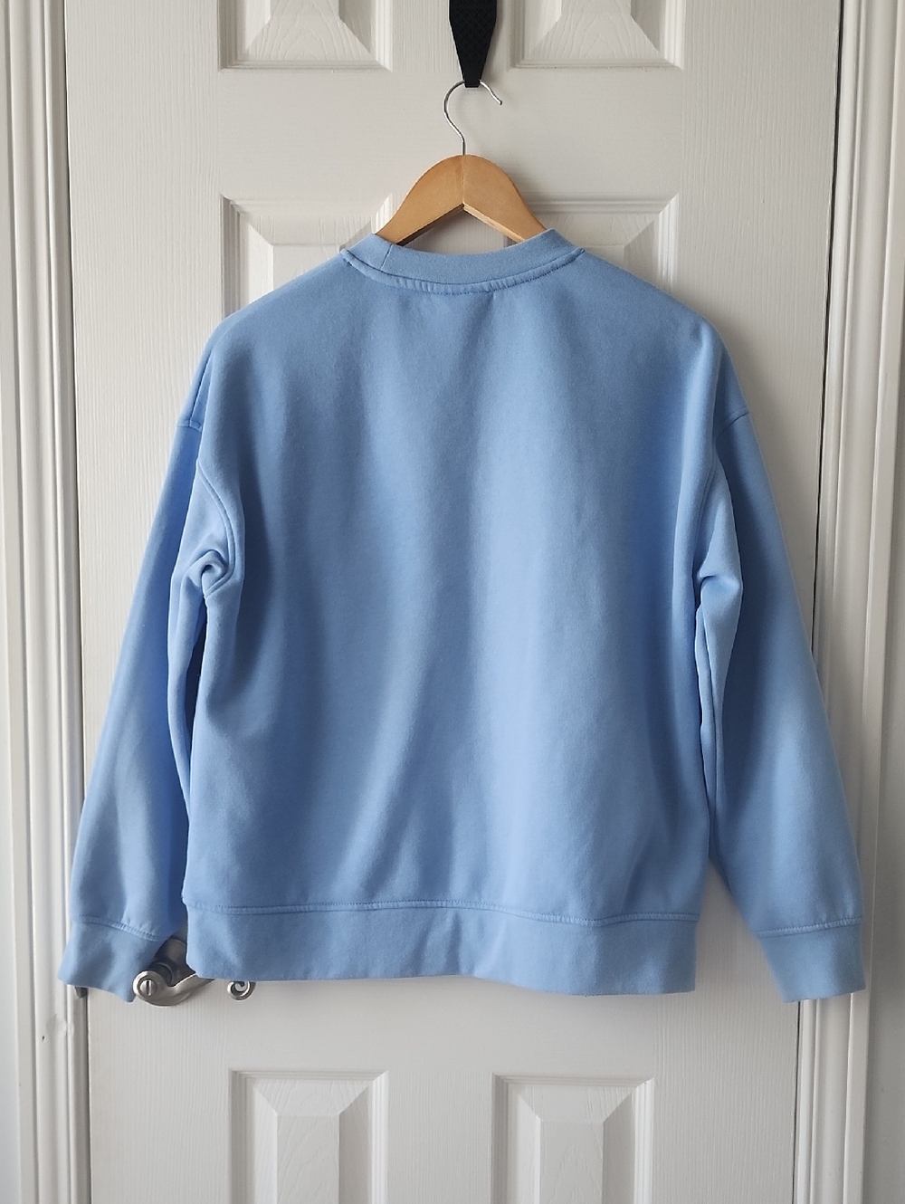 Primark x Disney Alice in Wonderland Sky Blue Graphic Crewneck - Picture 7 of 10